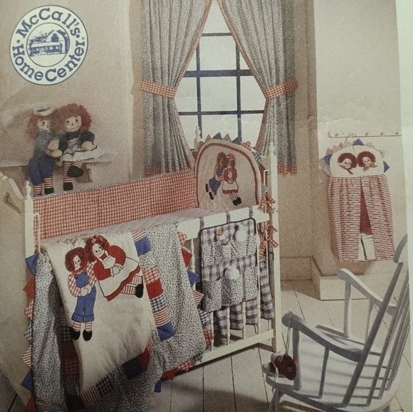 Simplicity Sewing Pattern 8549 Raggedy Ann & Andy Quilt Diaper Stacker Curtains - Picture 1 of 2